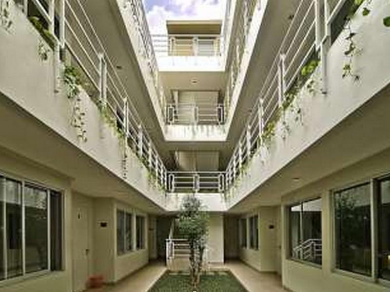 Legreen Suite Pejompongan Jakarta Luaran gambar